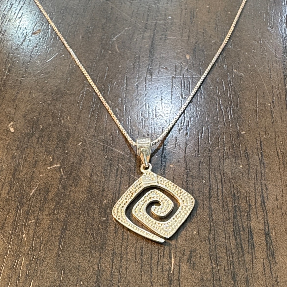 Sterling Silver Swirl Pendant Necklace